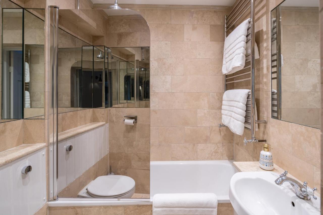 Cozy Flat With Patio In The Heart Of Pimlico Apartment London Bagian luar foto